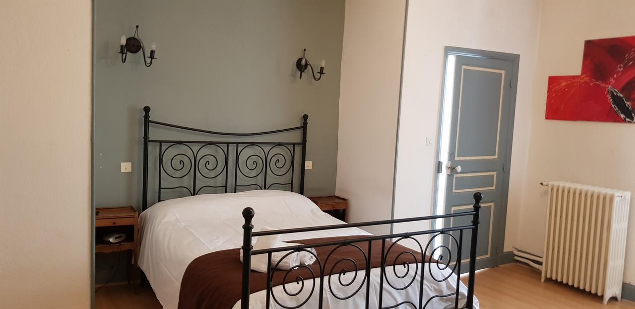 Logis Hotel Le Prieure Bourg-Saint-Andéol Dış mekan fotoğraf